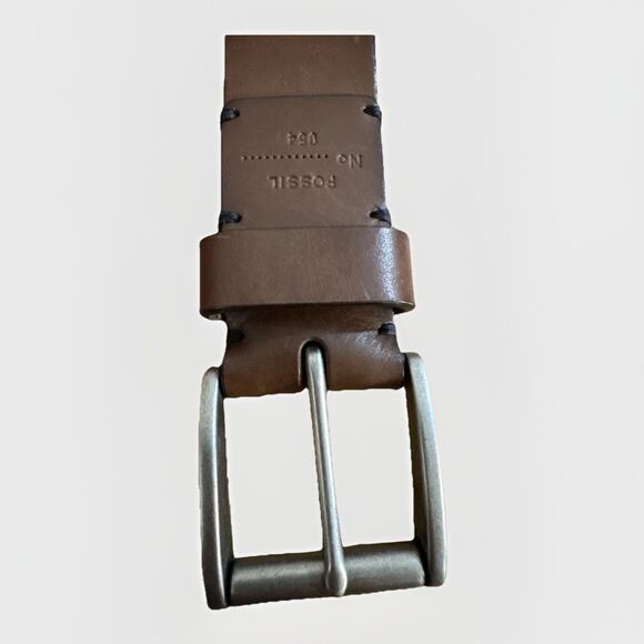 Fossil Men’s Brown Leather Belt Size 42 1.5” Wide - Picture 2 of 4